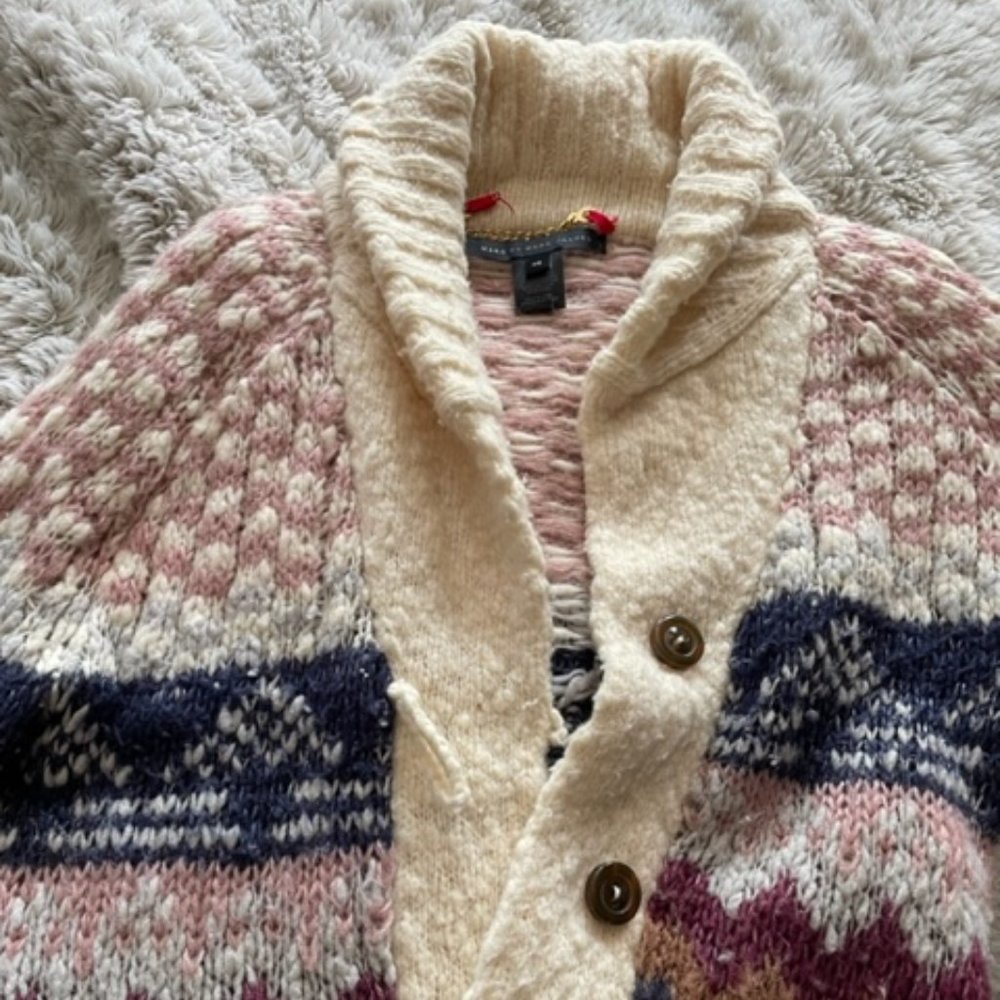 THE BEST SWEATER EVER.